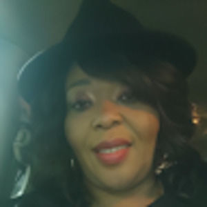 Meet your Posher, Lakeisha